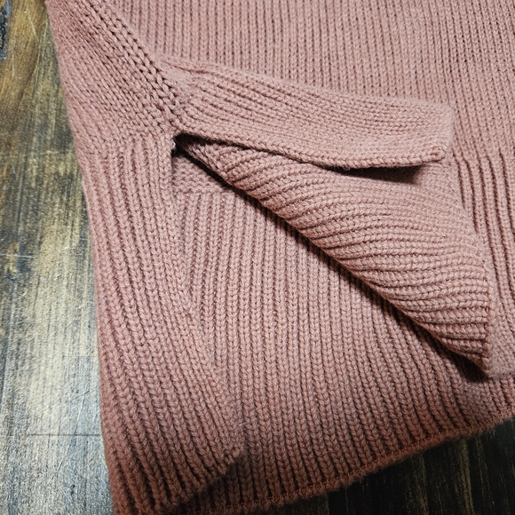 Cable Knit Sweater - Picture 3 of 6
